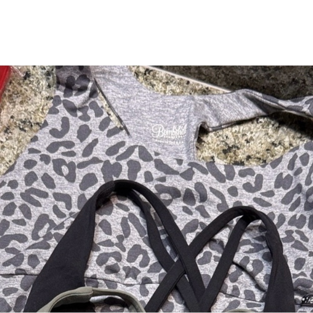 Bombshell Sportswear Gray Leopard Sports Bra - Picture 2 of 2